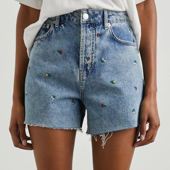 Rails Pants - Rails Zuma Embroidered Flower Field Frayed Hem Denim Shorts Size 25 cottagecore